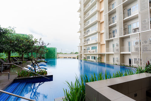 Additional guests: Swimming Pool
