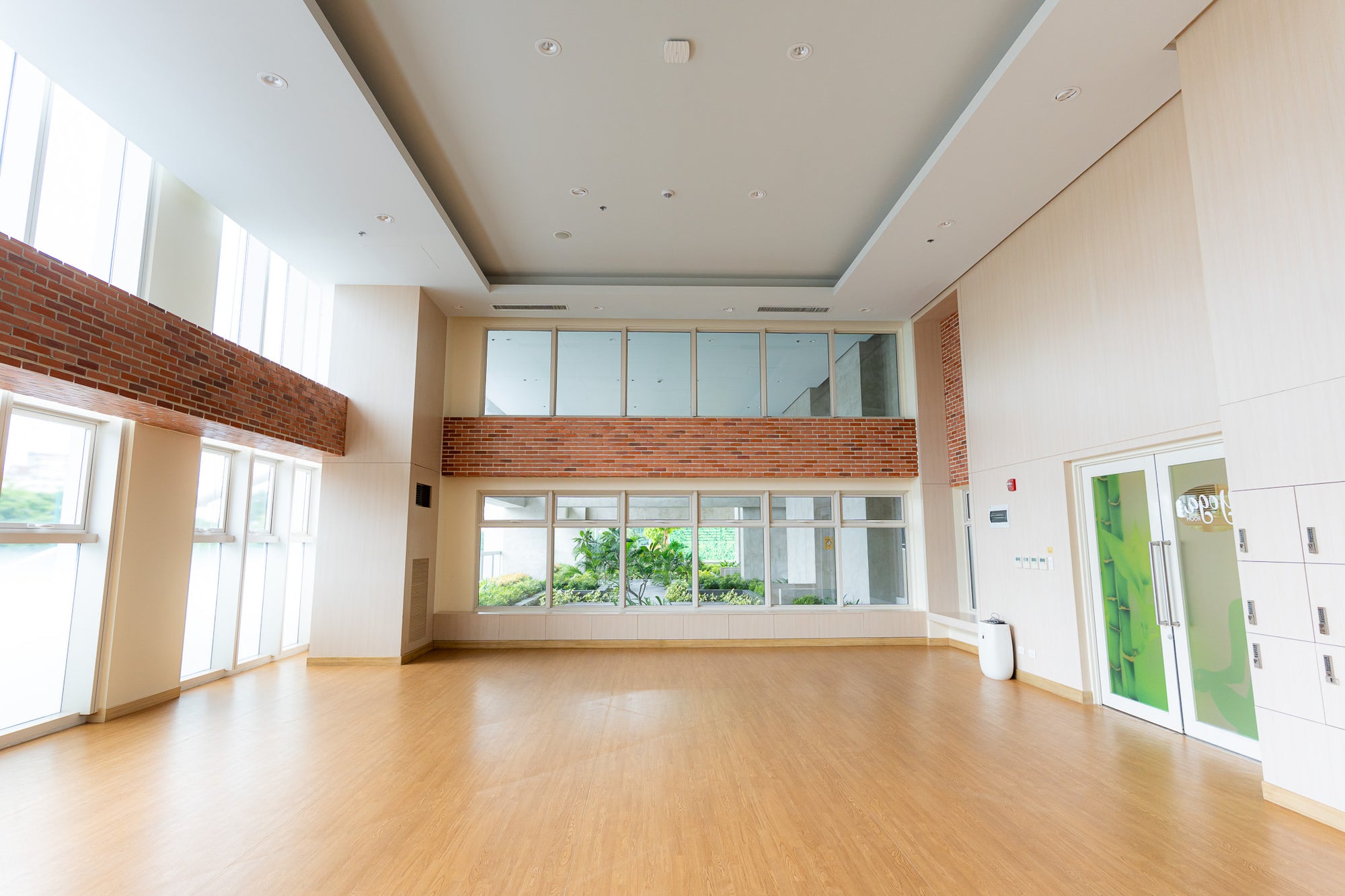 CASA HIRAYA I: Modern 1BR in BGC | Netflix, Gym, Game Room + WiFi